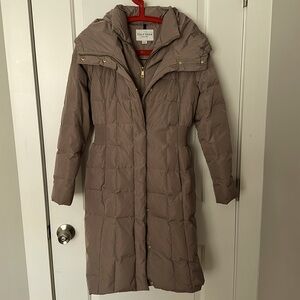 Great jacket, like new! Meant to return, forgot last winter.